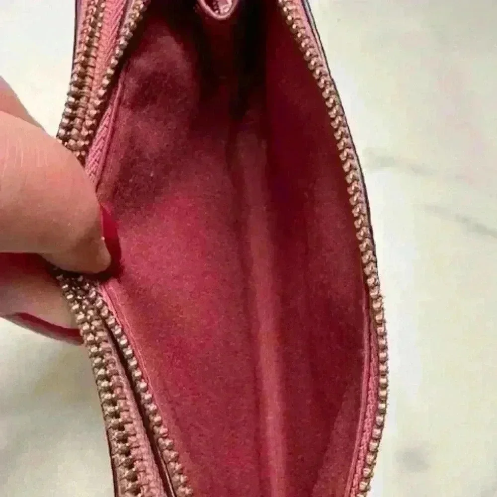 Coach Pink Mauve Pebbled Leather Wristlet Double Corner Zippered #F87587 EUC!